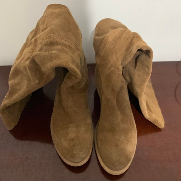 Brown Suede Heeled Boots - Picture 2 of 4